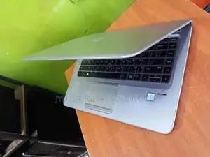 Laptop HP EliteBook 840 G3 8GB Intel Core I7 SSD 256GB