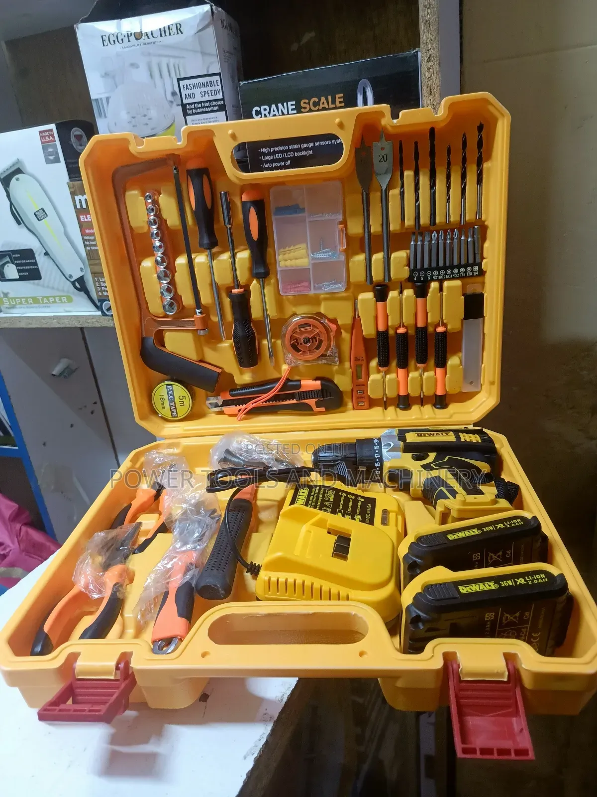 Dewalt Cordless Drill Kit With Accessories