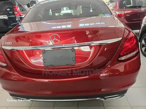 Mercedes-Benz C200 2017 Red