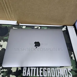 Laptop Apple MacBook Pro 2020 32GB Intel Core I7 SSD 4T