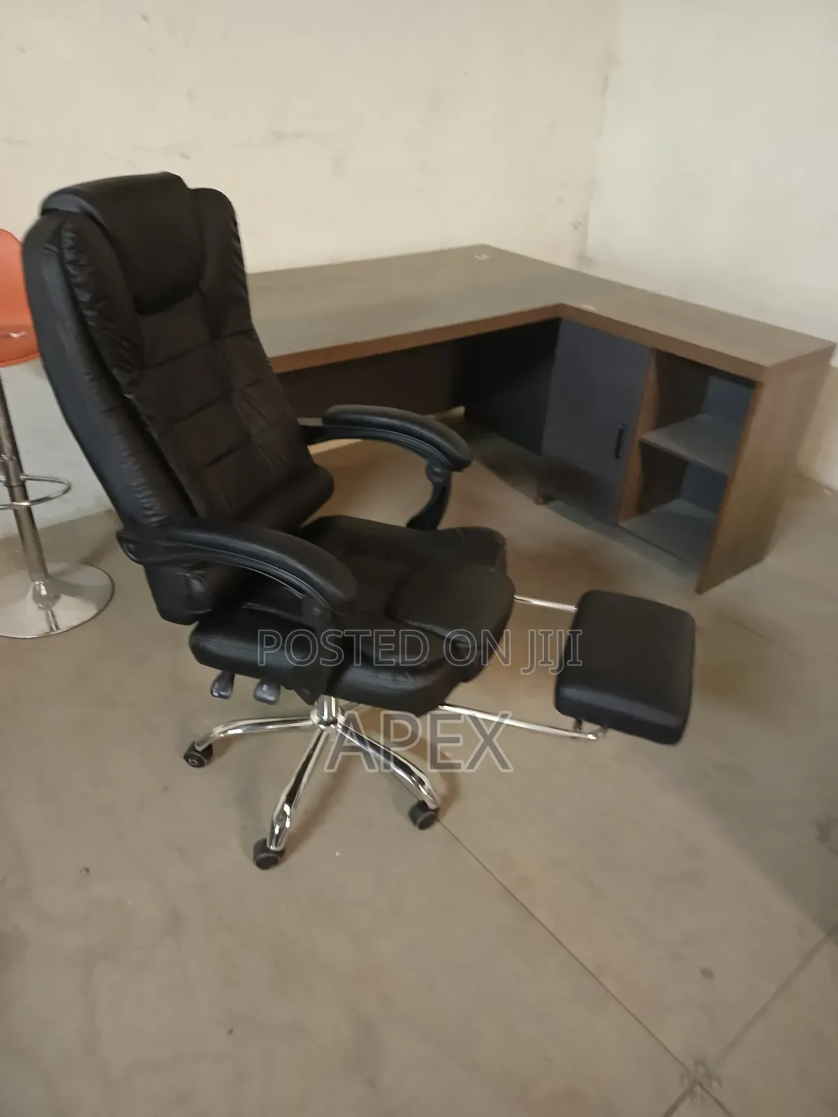 Executive Adjustable Office Chair