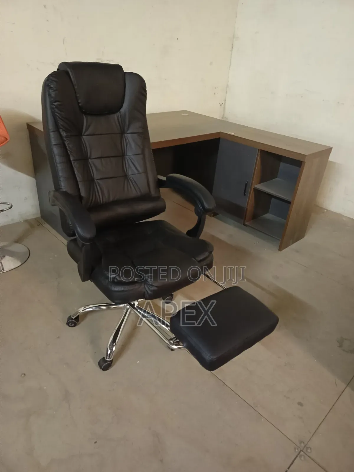 Executive Adjustable Office Chair