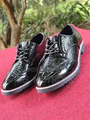 Ladies Black Laced Brogues