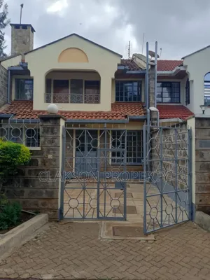 4bdrm Townhouse / Terrace in Naivasha Road, Dagoretti for rent