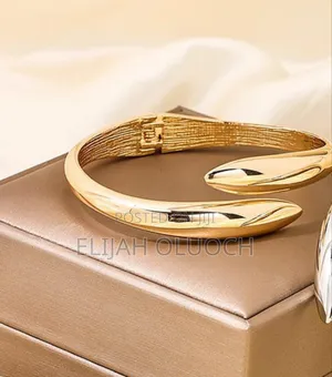 Quality Ladies Bangles