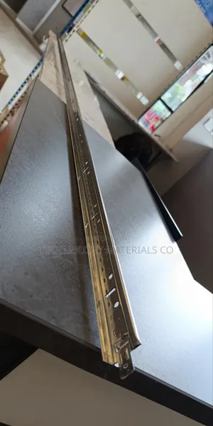 Main Tee-for Ceiling Installation(32*24*3600*0.3mm)