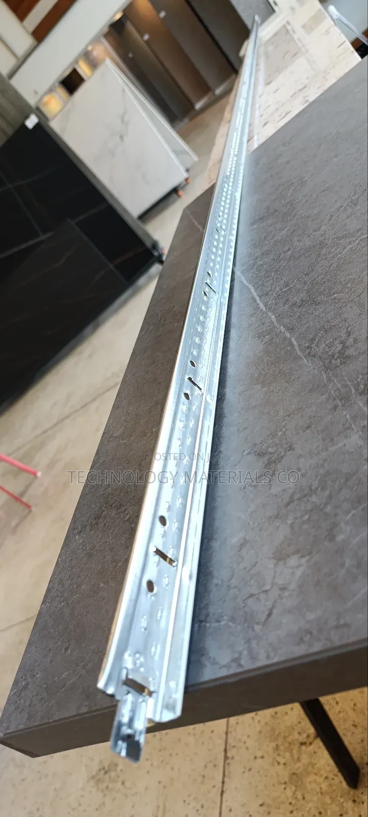 Main Tee-for Ceiling Installation(32*24*3600*0.3mm)