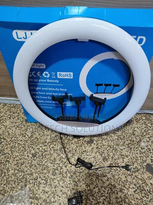 22 Inch Ring Light With Stand Brightness Is Adjusted Light.