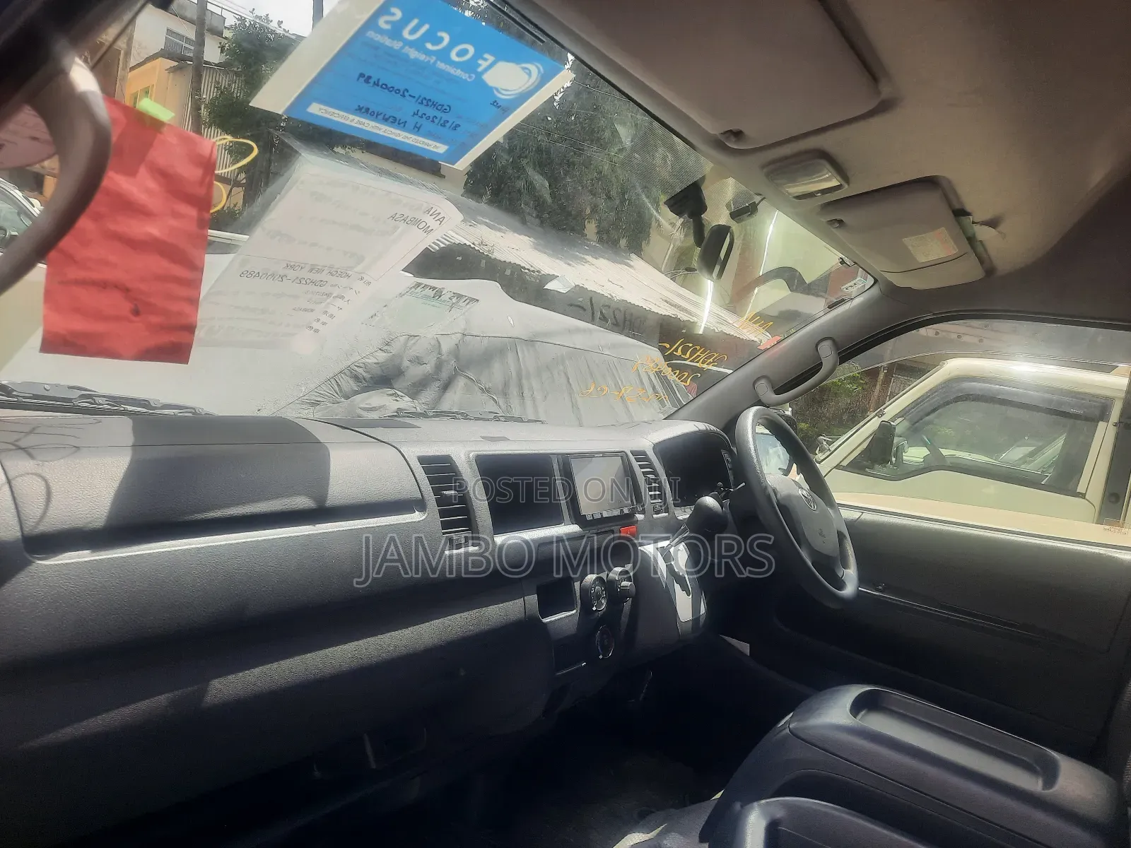 Toyota HiAce 2018 Blue
