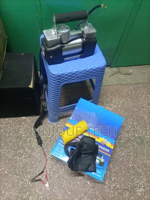 Double Cylinder Car Tyre Inflator Tyre Compressor 12v