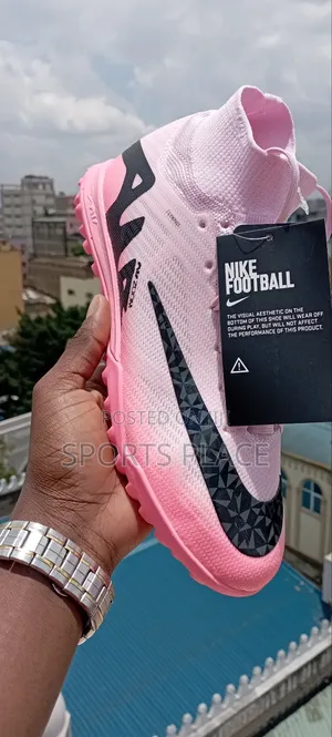 Air Zoom Mad Brilliance Nike Mercurial Football Trainers