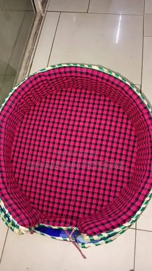 Maroon Checkered Masai Cloth Wicker Dog Bed - Size 26"