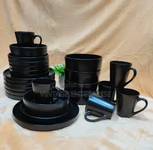 Bougie Plain Black Dinner Set