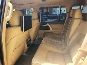 Toyota Land Cruiser 2012 Black