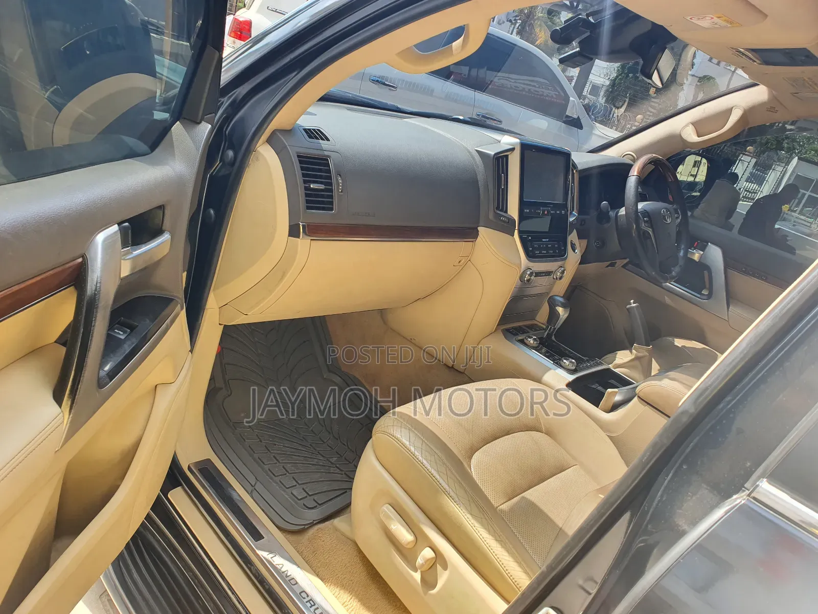 Toyota Land Cruiser 2012 Black