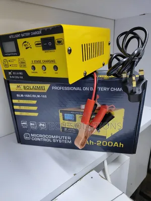 Battery Charger Microcomputer , 200 Ah 12/ 24 Volts.