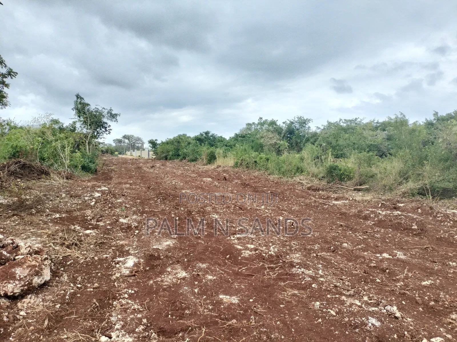 Galukinondo Prime Quarter Acre Plot