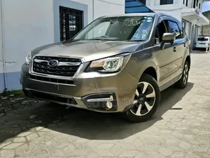 Subaru Forester 2.0XT Premium AWD 2017 Gray