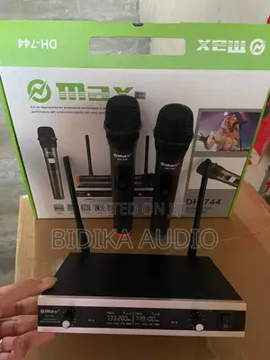 Max Dh-744 Quality Wireless Microphone With Reciever