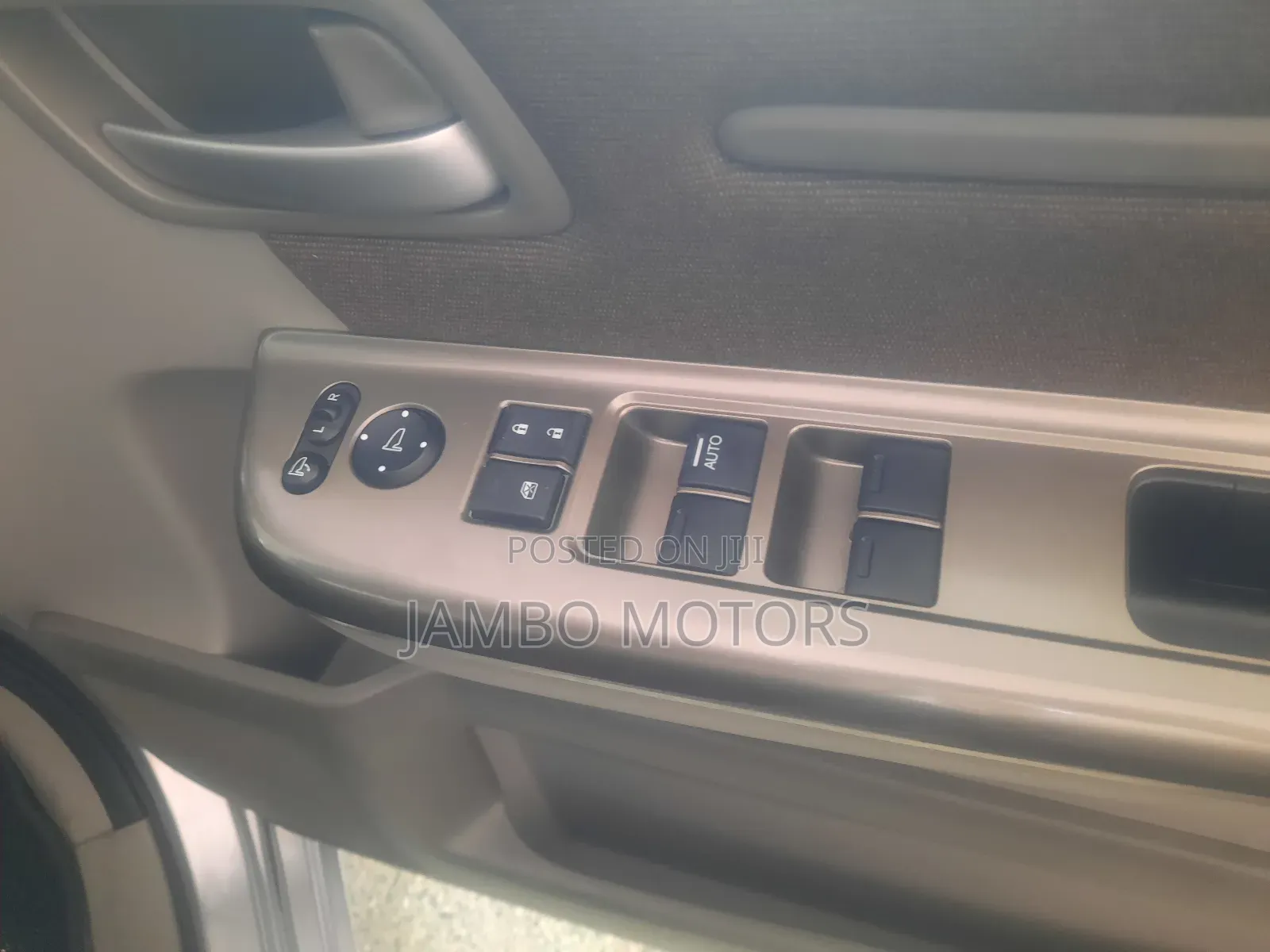 Honda Stepwgn 2017 Silver