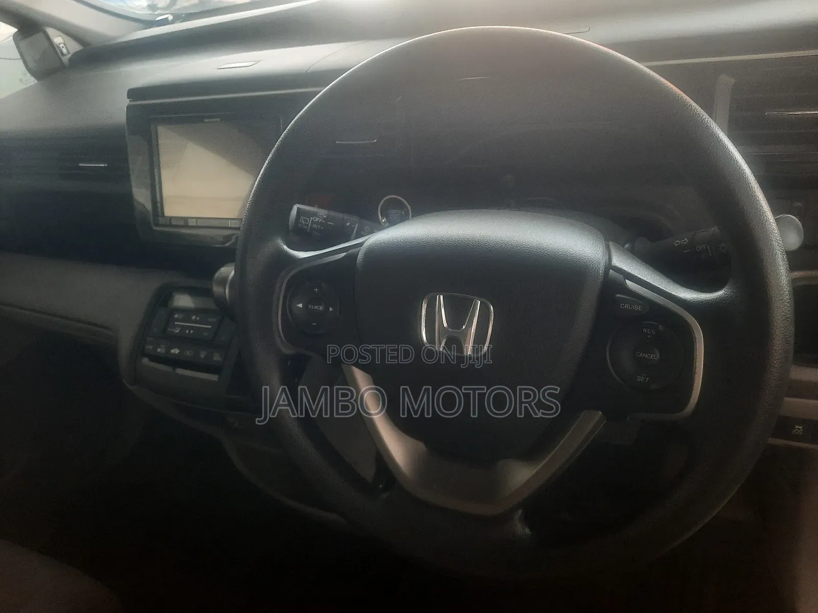Honda Stepwgn 2017 Silver
