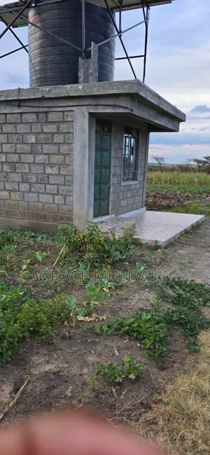Ngobit, 4 Acre With a Borehole