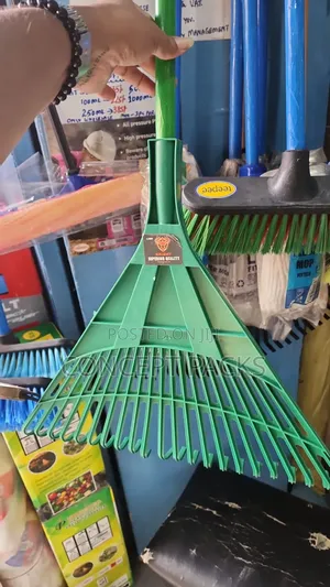 Superior Quality Plastic Rake With Handle.