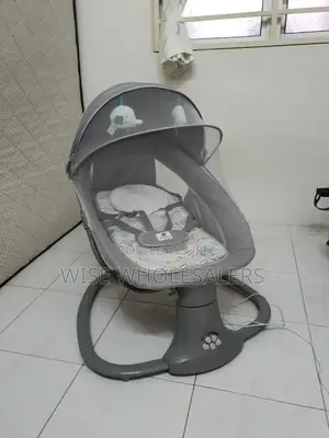 Mastela NEW 3 in 1 Deluxe Remote Control Bassinet Electric^^