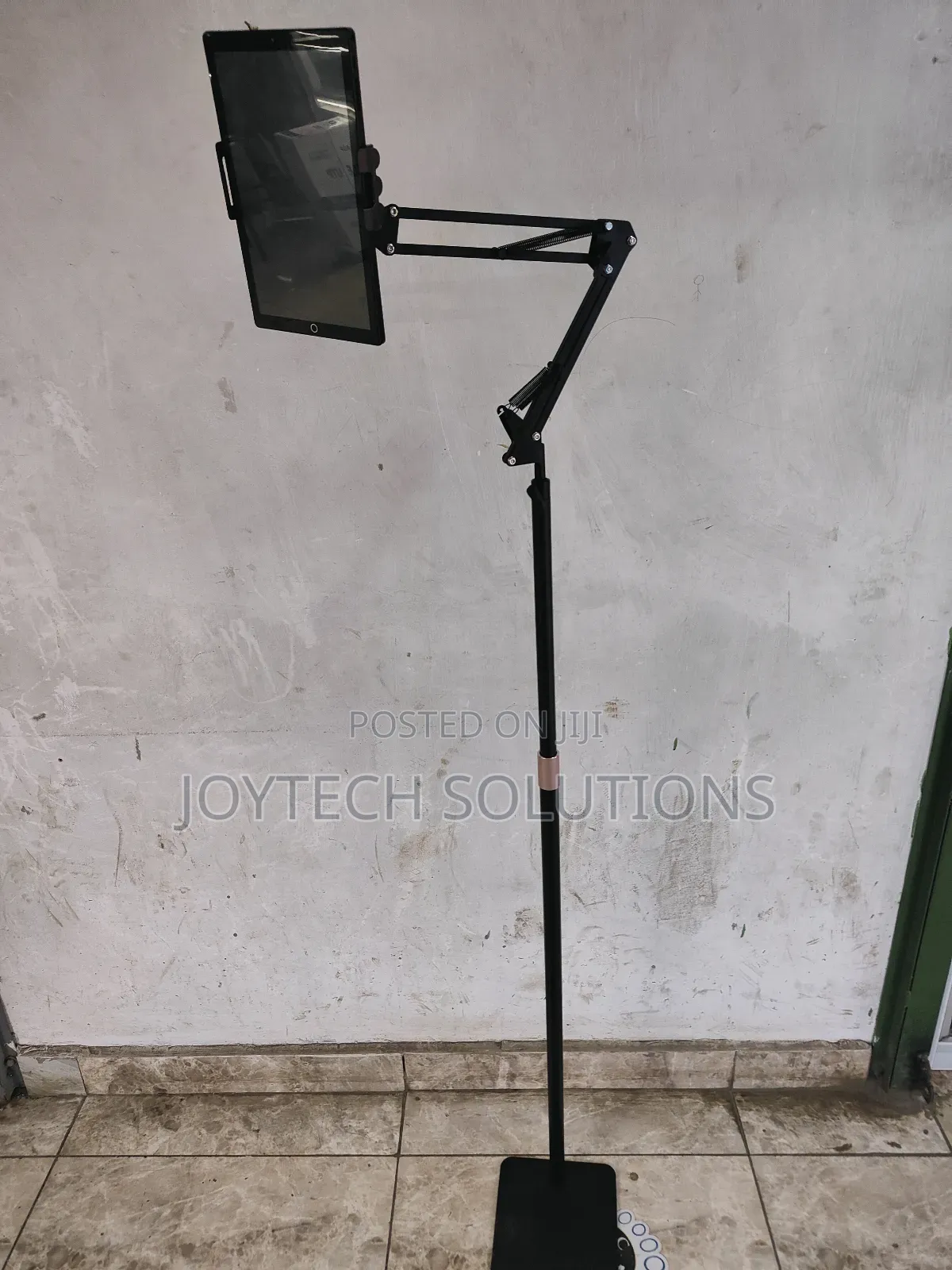 Tablet Floor Stand.
