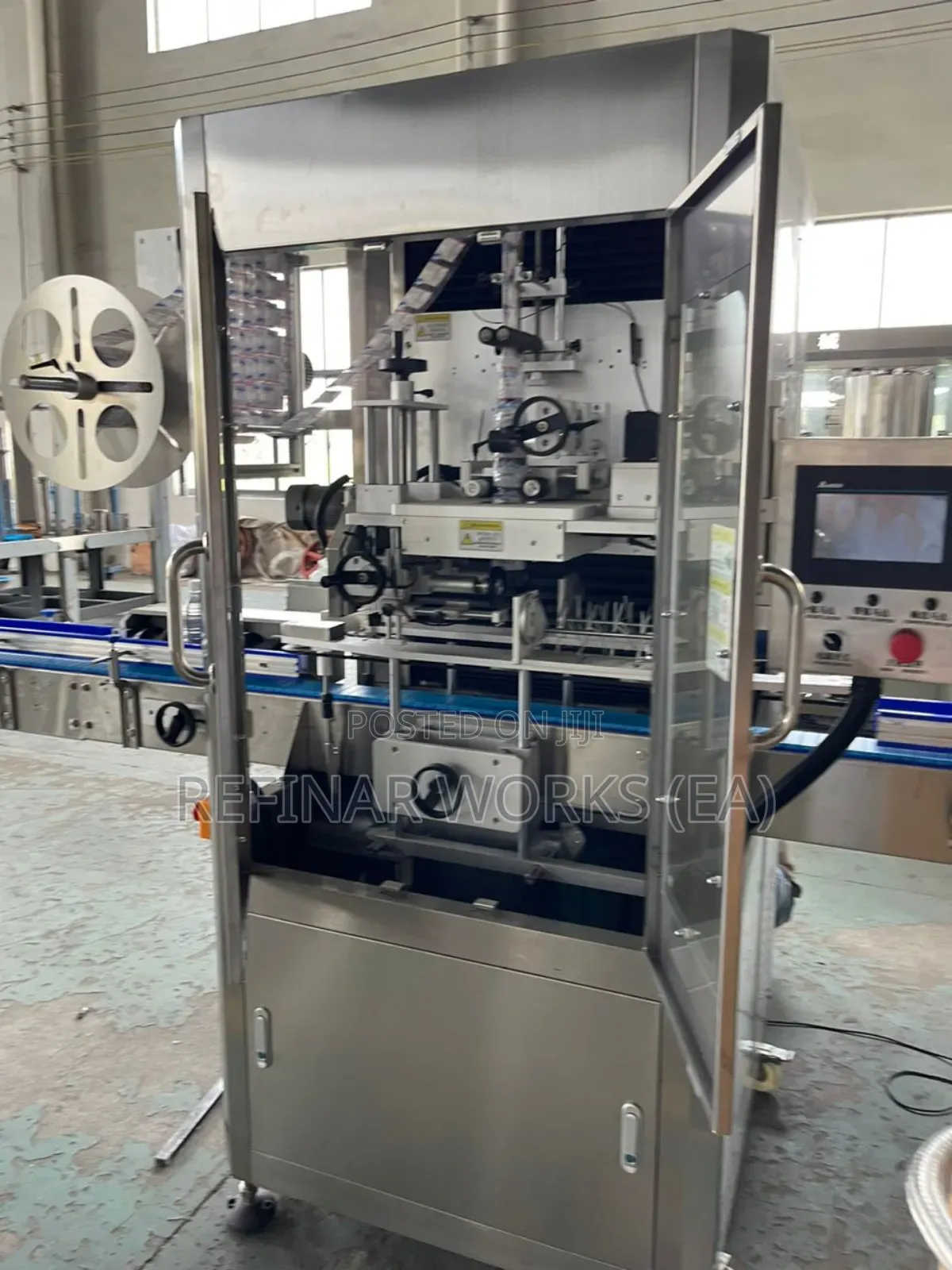 Automatic Bottled Water Shrink Labeling Machine