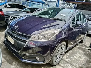 Peugeot 208 2018 Purple