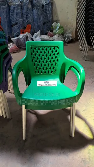 Beautiful Plastic Chair With Metal Legs