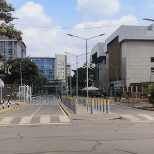 Street Light Poles Manufacturer Fitters