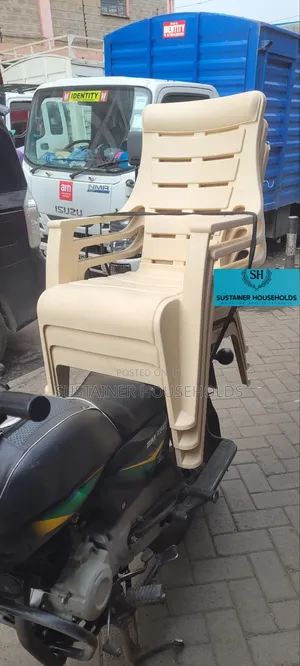 Heavy Duty Plastic Chairs, Comfortable for Relaxing