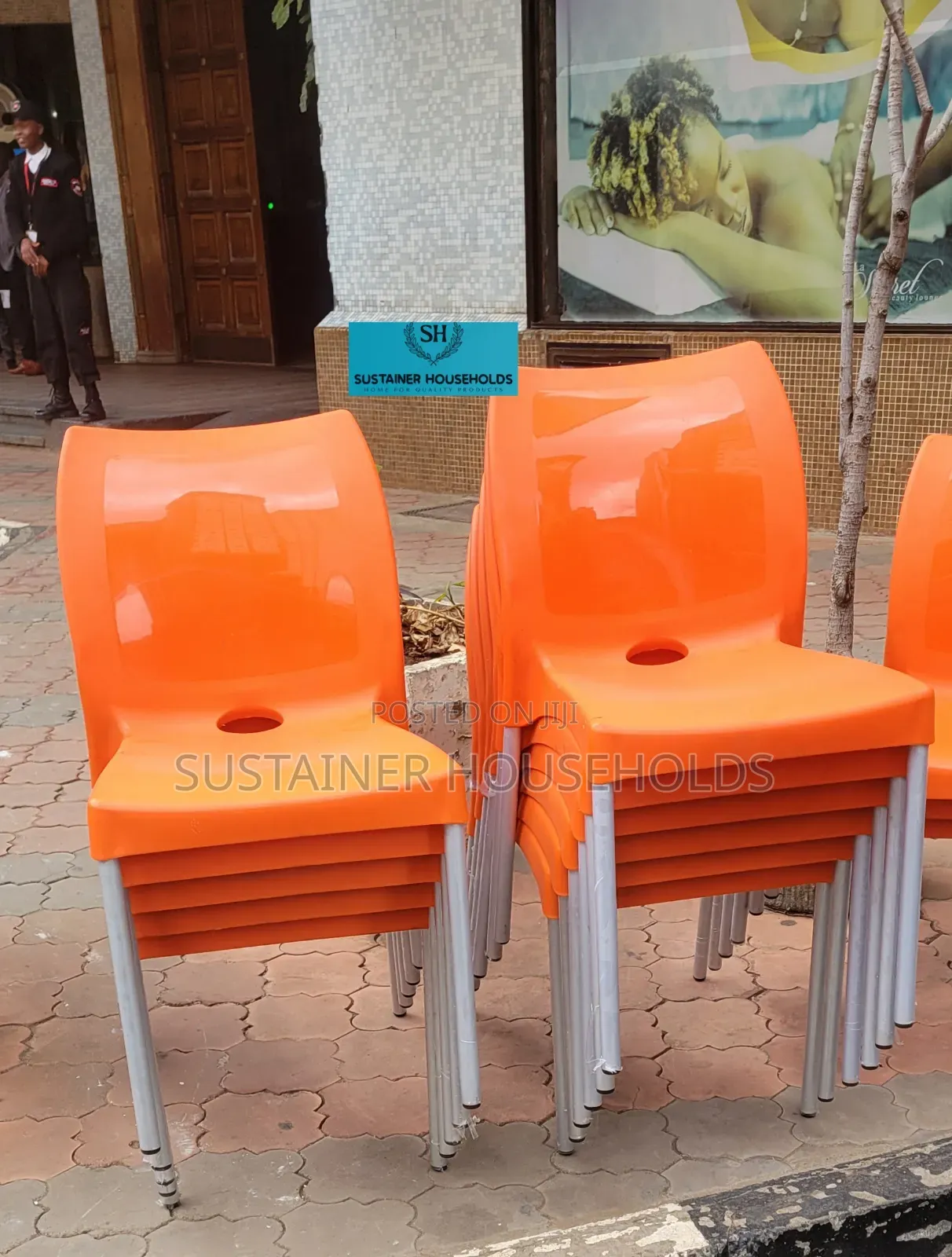 Comfortable Complast Plastic Chairs With Metallic Silver Leg