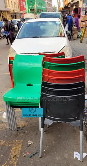 Red,Green and Red Armless Plastic Chair With Metal Legs