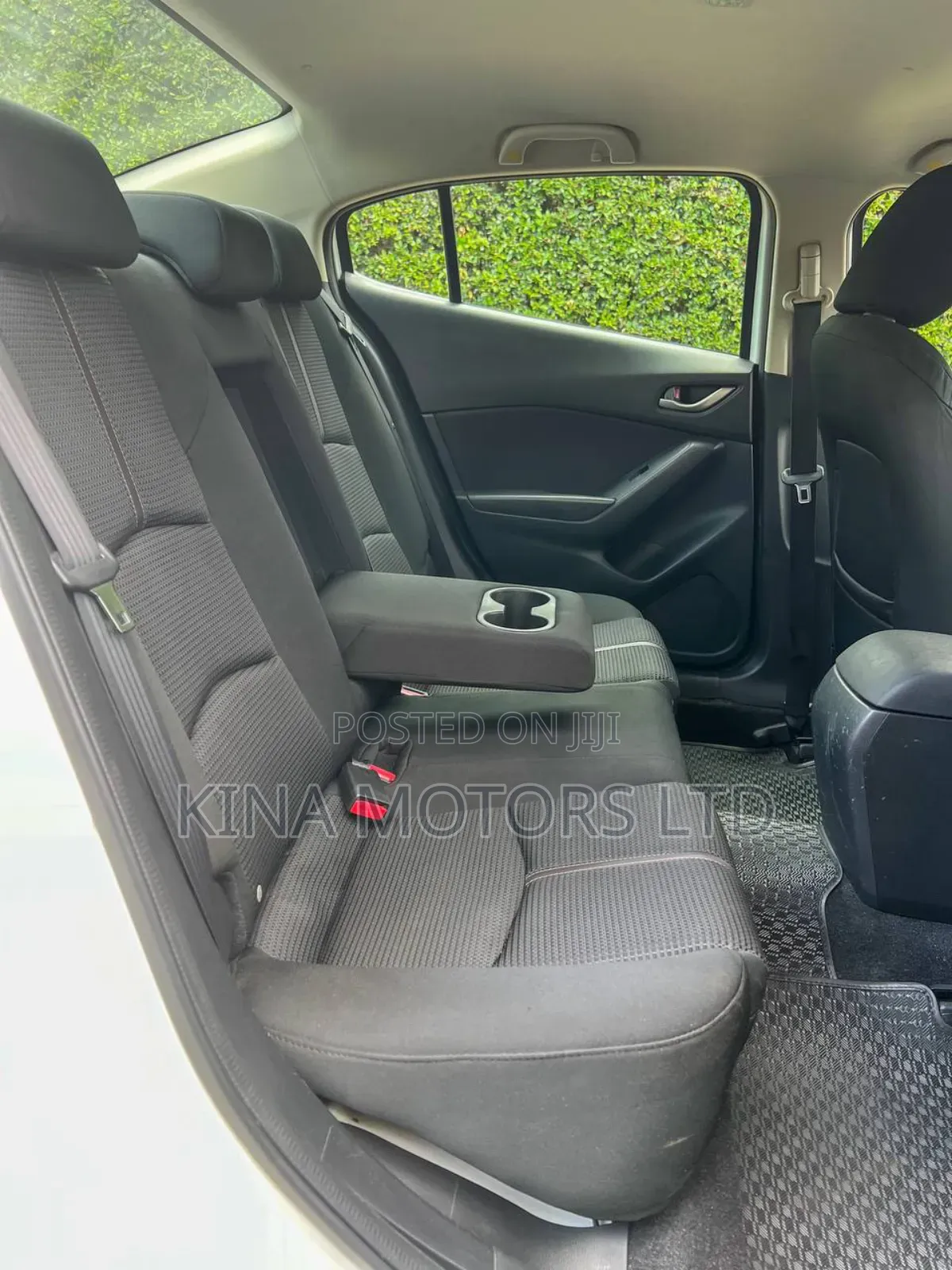 Mazda Axela 2019 Pearl