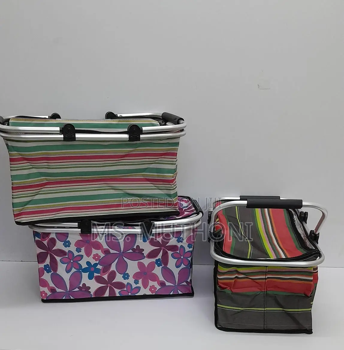 FOLDABLE Coloured Insulated Picnic Storage Baskets