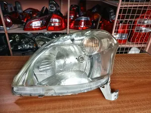 Ex-Japan Raum LHS Headlight Nonzenon