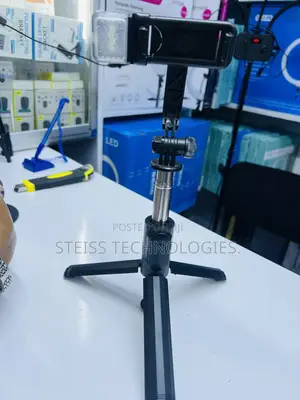 Seflie Stick With Stand.