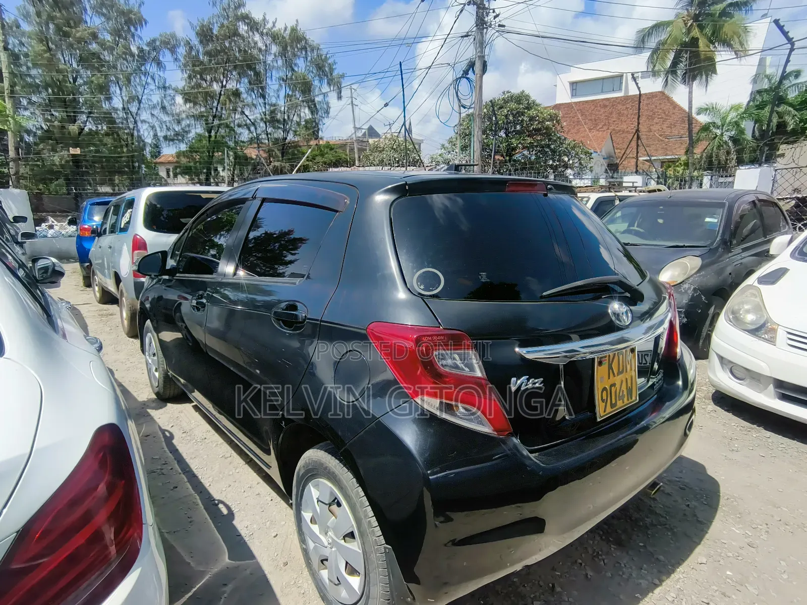 Toyota Vitz 2016 Black