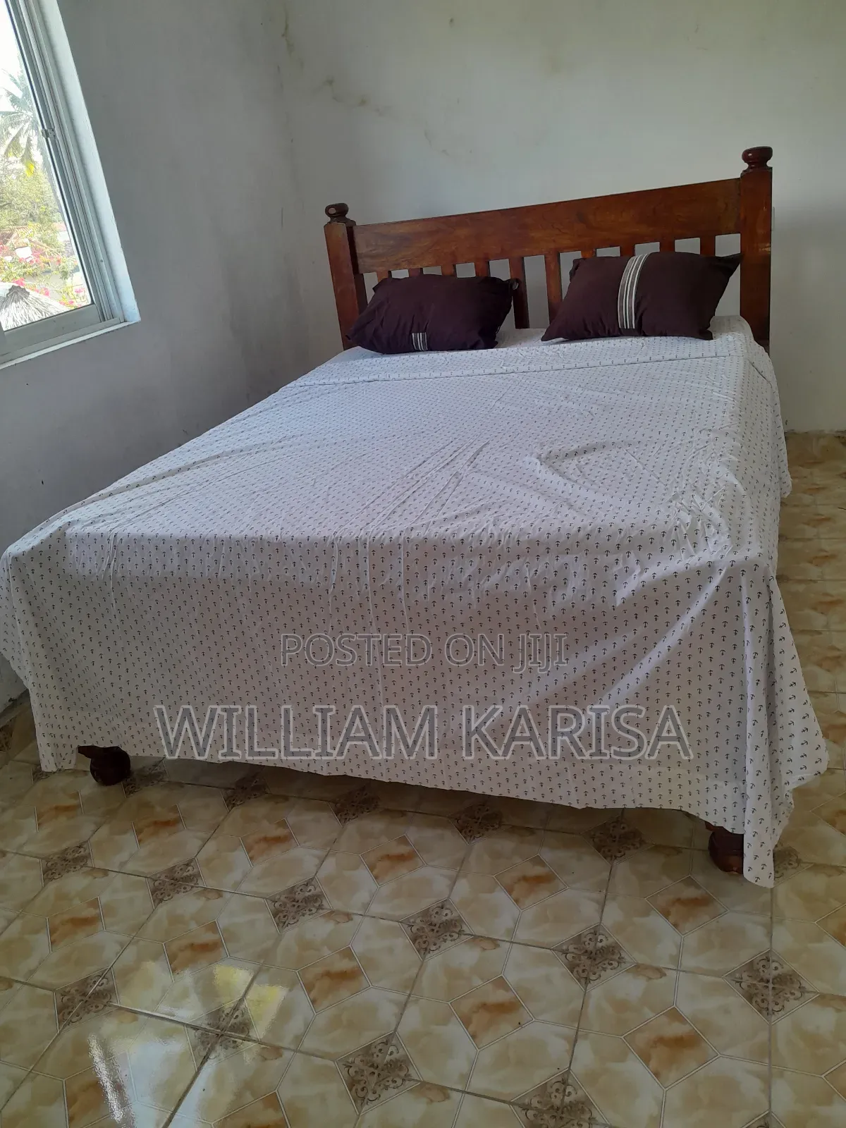 3 Bedrooms to Let
