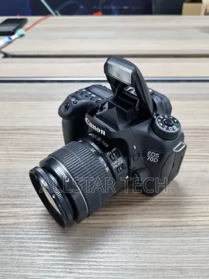 Canon Eos 70d With 18:55mm Lens