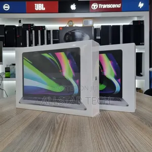 New Laptop Apple MacBook Pro 2022 M2 8GB Apple M2 SSD 256GB