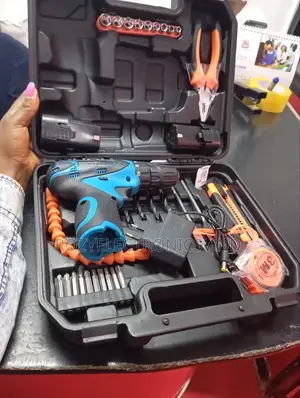 Makita Cordless Drill 12 v With 2 Battery