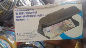 Counterfeit Money Detector
