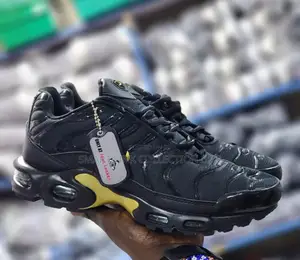 Air Max TN Sneakers