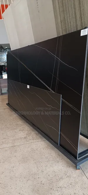 Larent Black Sintered Countertops