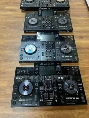Pioneer DJ XDJ-RR All in One Digital DJ System W/Rekordbox