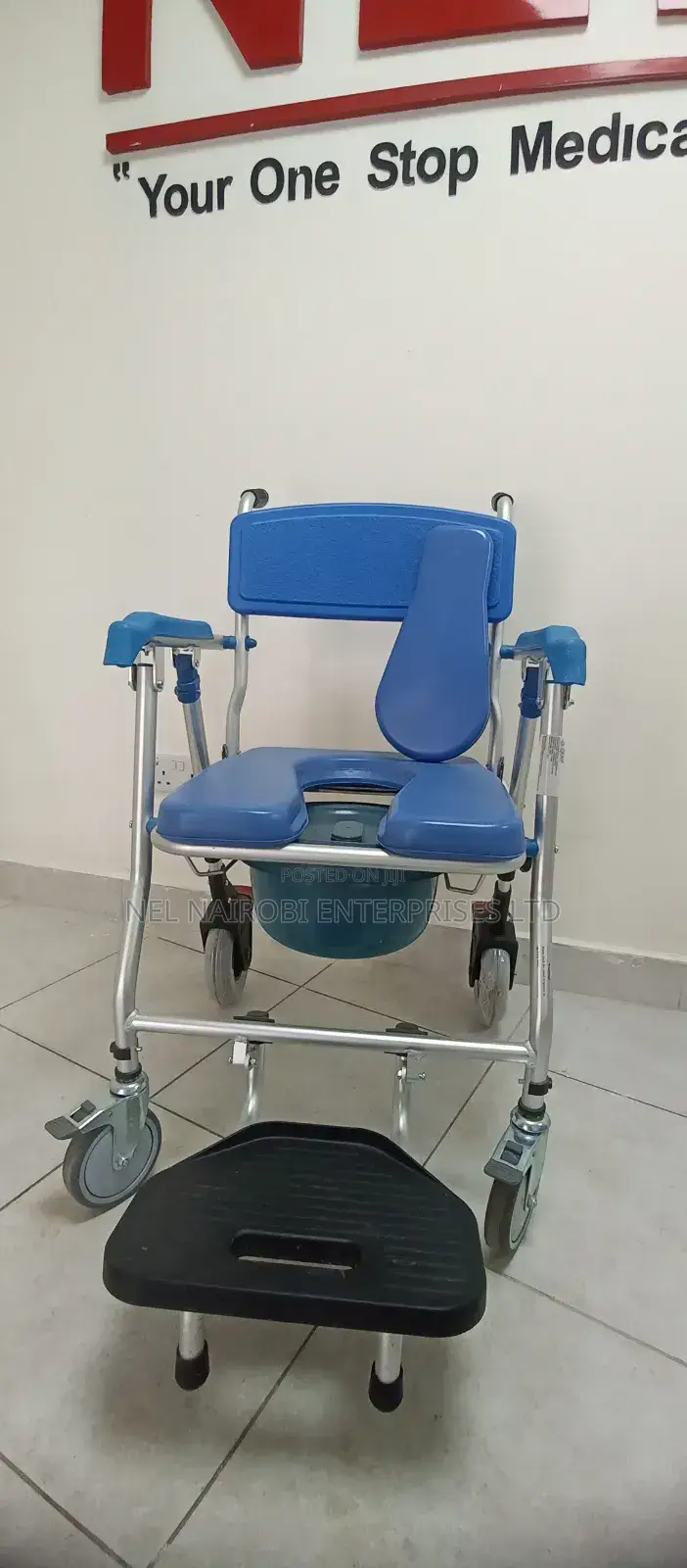 Commode Chair